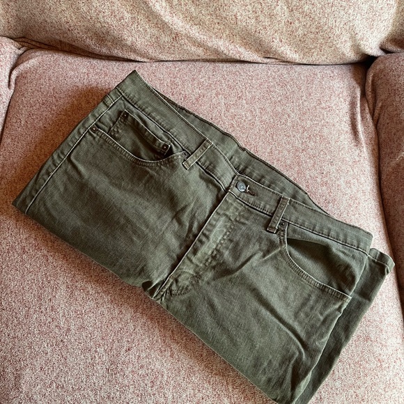 Men’s 38x30 Levi’s Waterproof Jeans - Picture 2 of 3